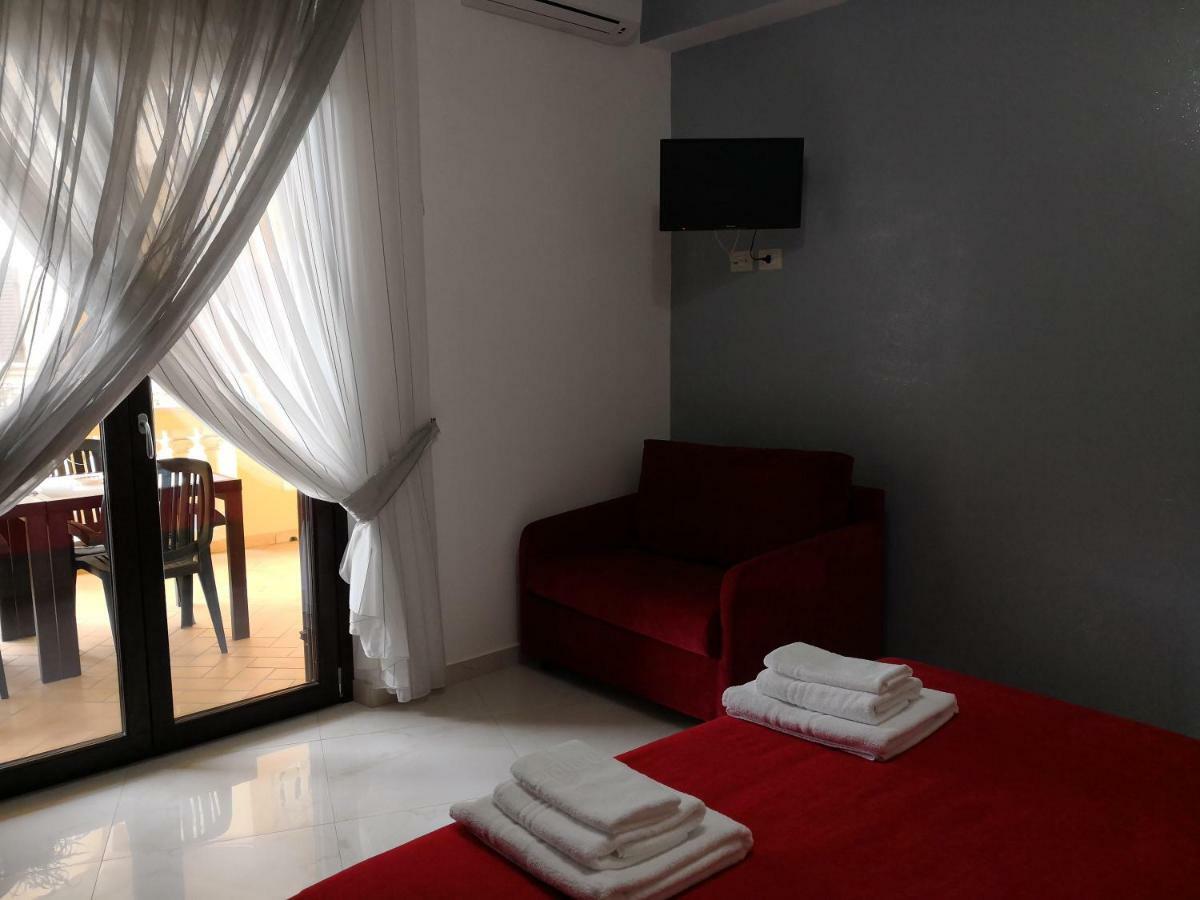 B&B La Casa Di Giorgia Di Pellicano' Francesca Реджо-ди-Калабрия Экстерьер фото